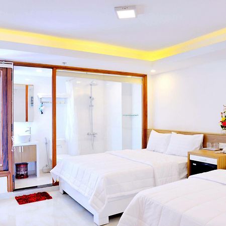 New Century Hotel Nha Trang Exteriör bild