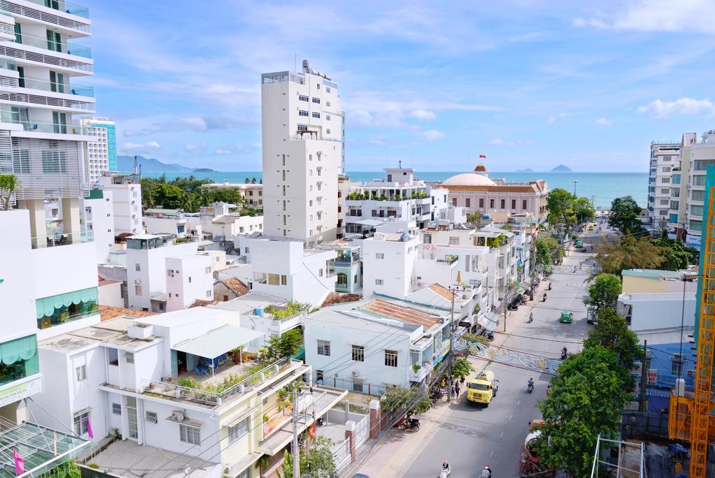 New Century Hotel Nha Trang Exteriör bild